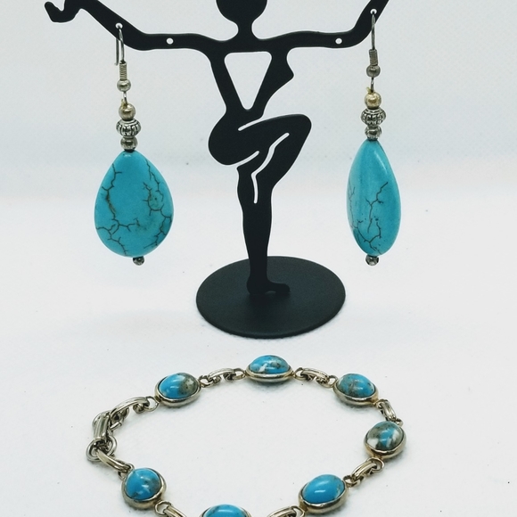 Bracelets and Earring set Faux Turquoise - Picture 4 of 4
